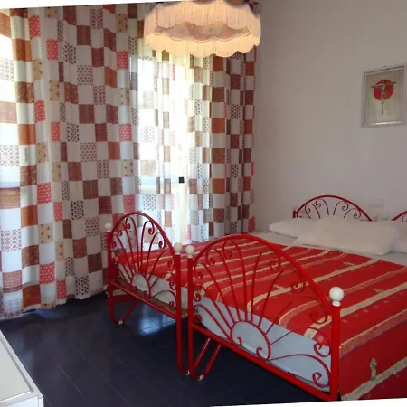 Villa Beachfront For 4 People Porto Santa Margherita di Caorle